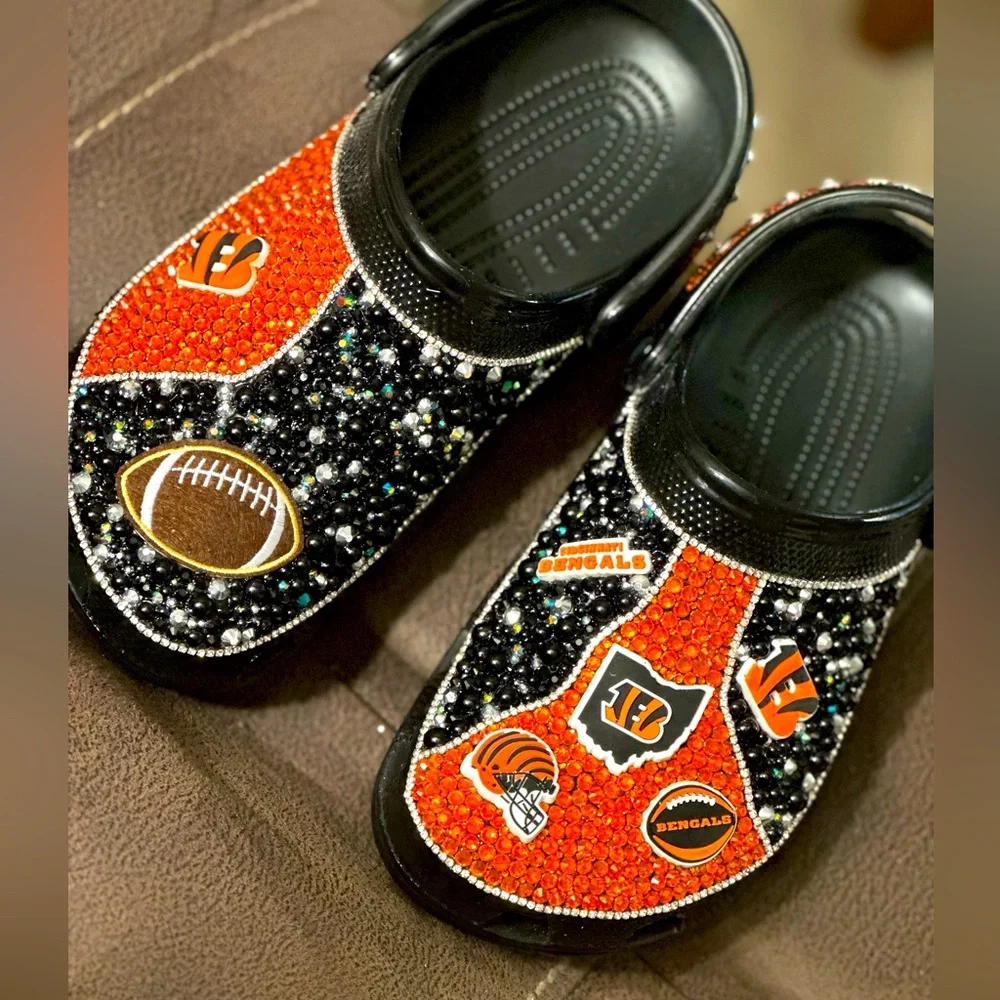 Crocs - Custom - Picture 1 of 5
